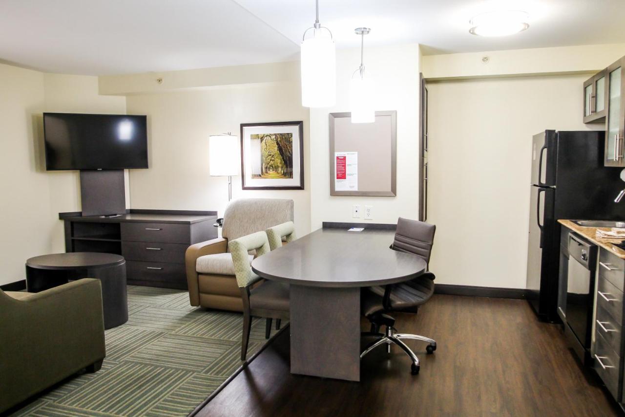 Candlewood Suites Richmond North-Glen Allen, an IHG Hotel Exterior foto
